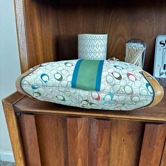 Coach 2010 Chelsea Heritage Stripe Hobo Bag - Picture 4 of 6